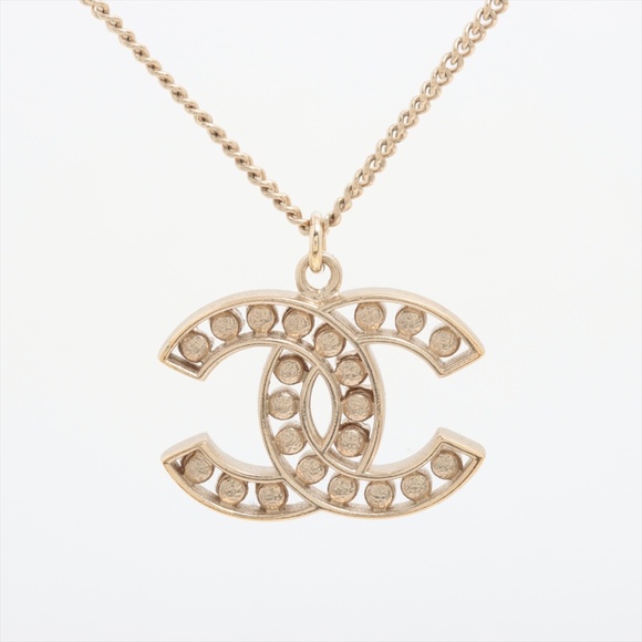 B118. Chanel CC Necklace - Picture 2 of 5